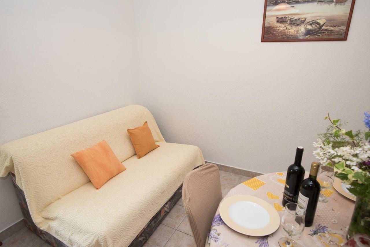 Mirjana Apartman Vodice Ngoại thất bức ảnh