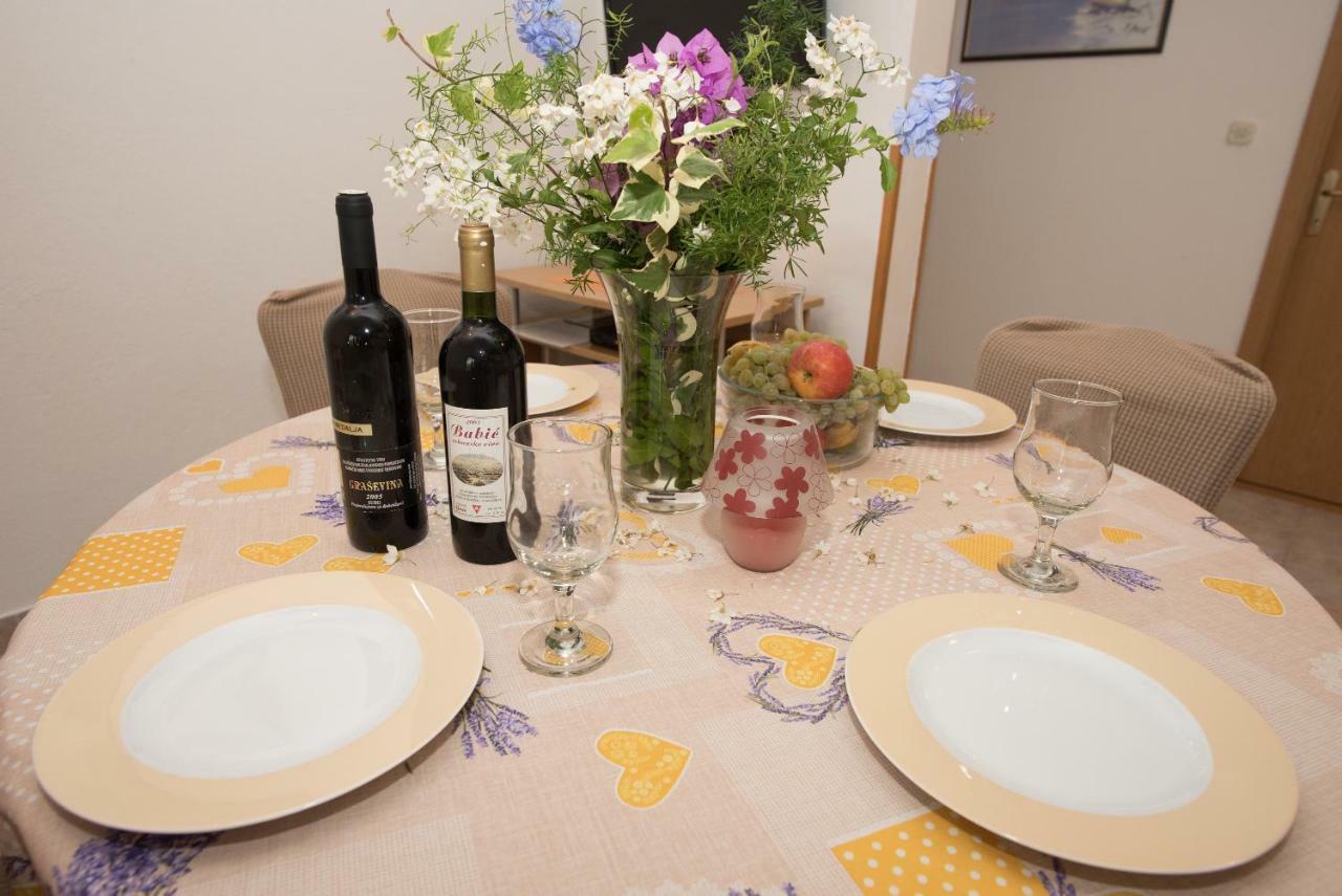 Mirjana Apartman Vodice Ngoại thất bức ảnh
