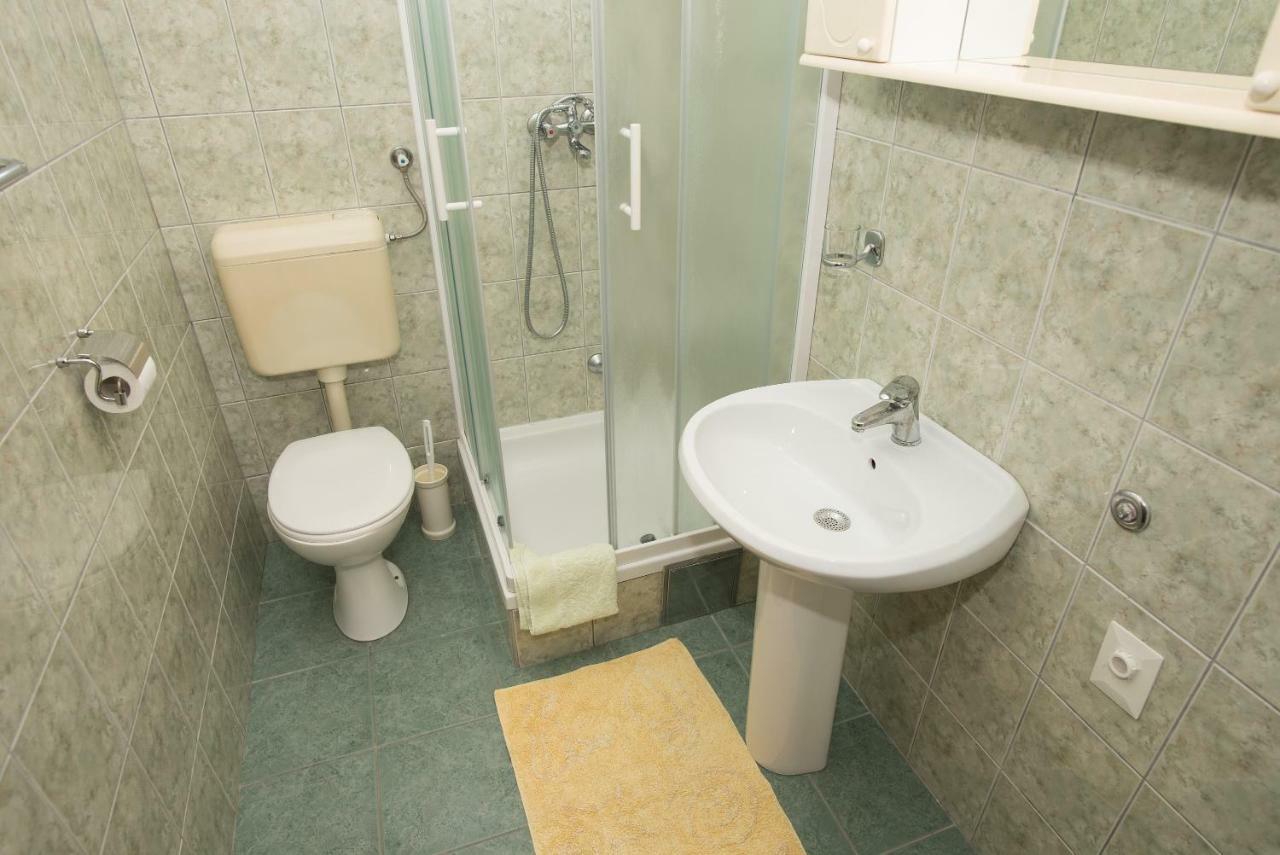 Mirjana Apartman Vodice Ngoại thất bức ảnh
