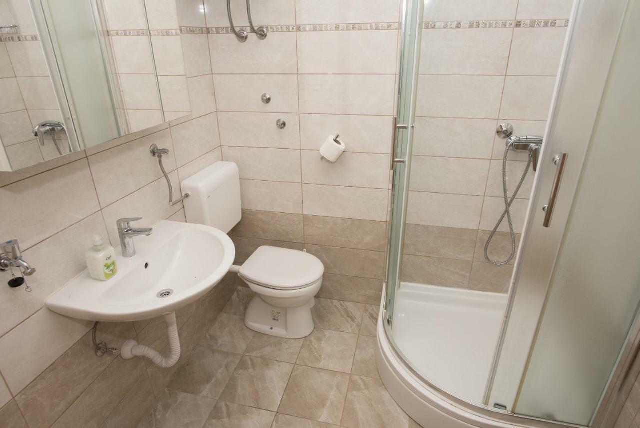 Mirjana Apartman Vodice Ngoại thất bức ảnh